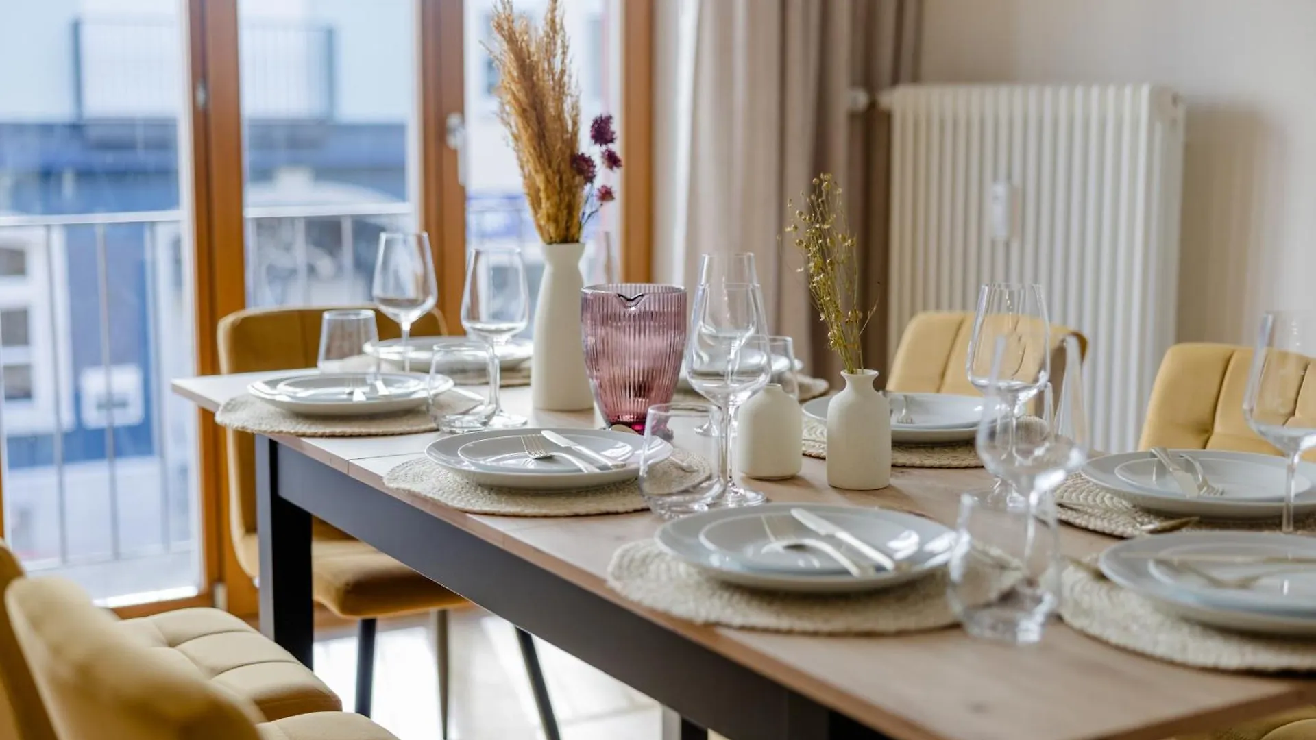 Lumen Homes - Altstadt-Residenz, Direkt Im Zentrum, Geraeumiges Apartment Mit 5 Zimmern, Kueche Monachium