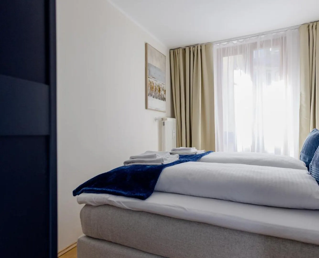 Lumen Homes - Altstadt-Residenz, Direkt Im Zentrum, Geraeumiges Apartment Mit 5 Zimmern, Kueche Monachium